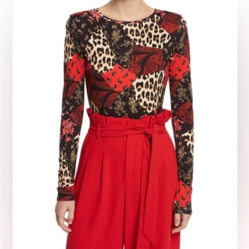 Alice + Olivia Red and Black Patterned Long Sleeve Top